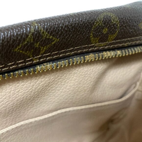 LOUIS VUITTON Trousse Toilette 28 Monogram - Pouch 134-071025 - Picture 9 of 14